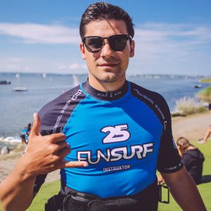 FunSurf – obozy wingfoilowe i nie tylko!